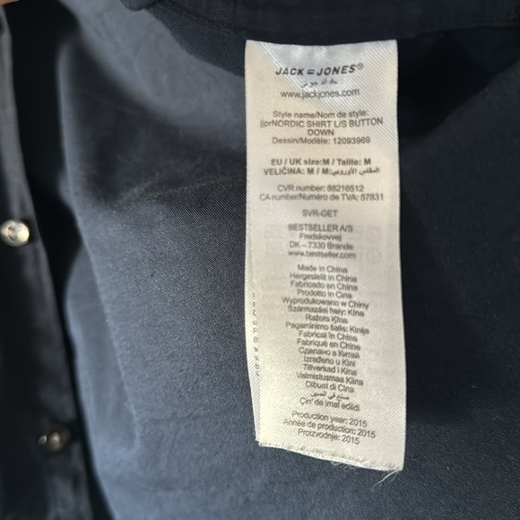 100% cotton button down - Picture 3 of 4